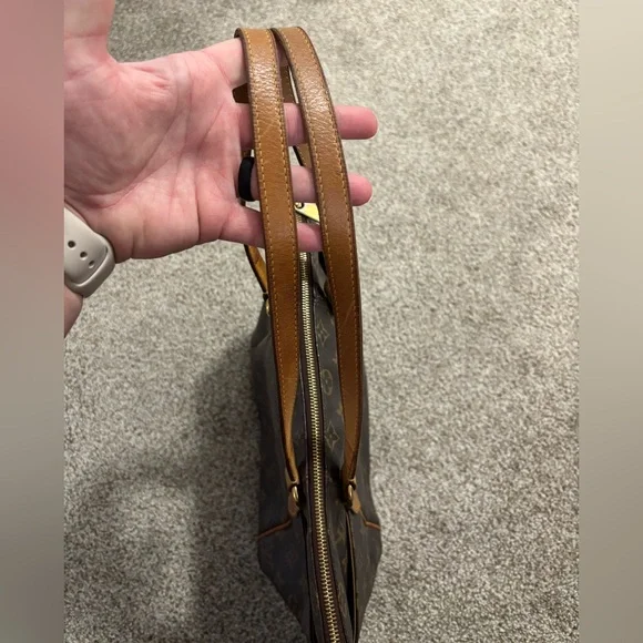 Authentic Louis Vuitton Totally PM 2009 - Picture 10 of 16